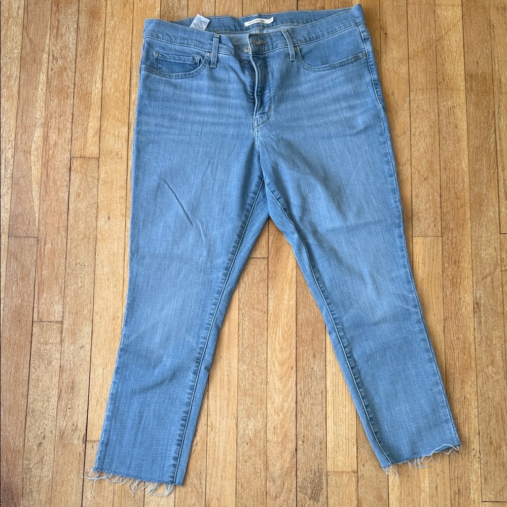 Levi's Light Blue Cropped Jeans